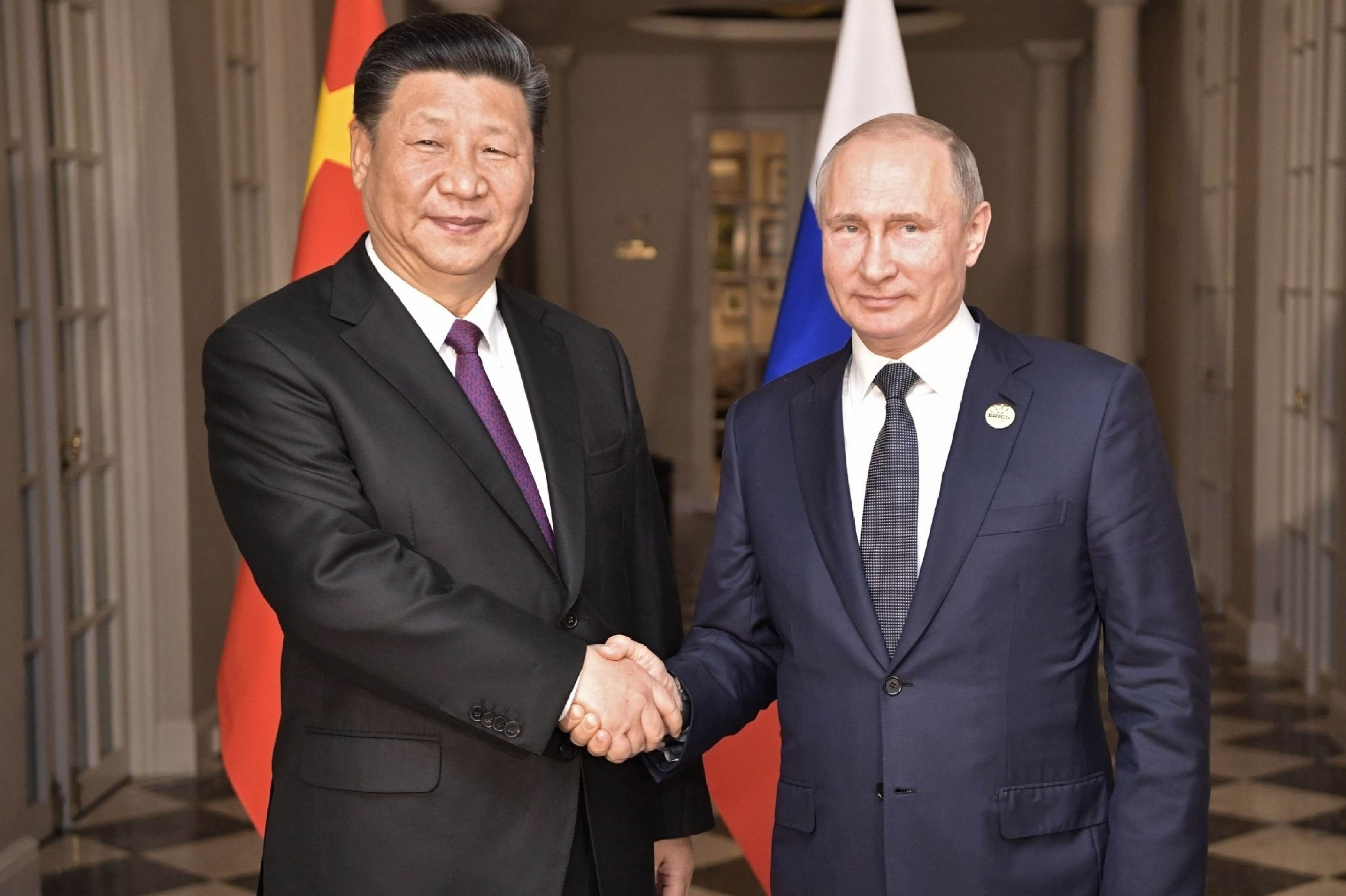 President Xi Jinping with Vladimir Putin